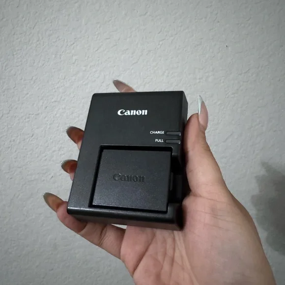 Canon EOS Rebel T5 DSLR Camera - Black